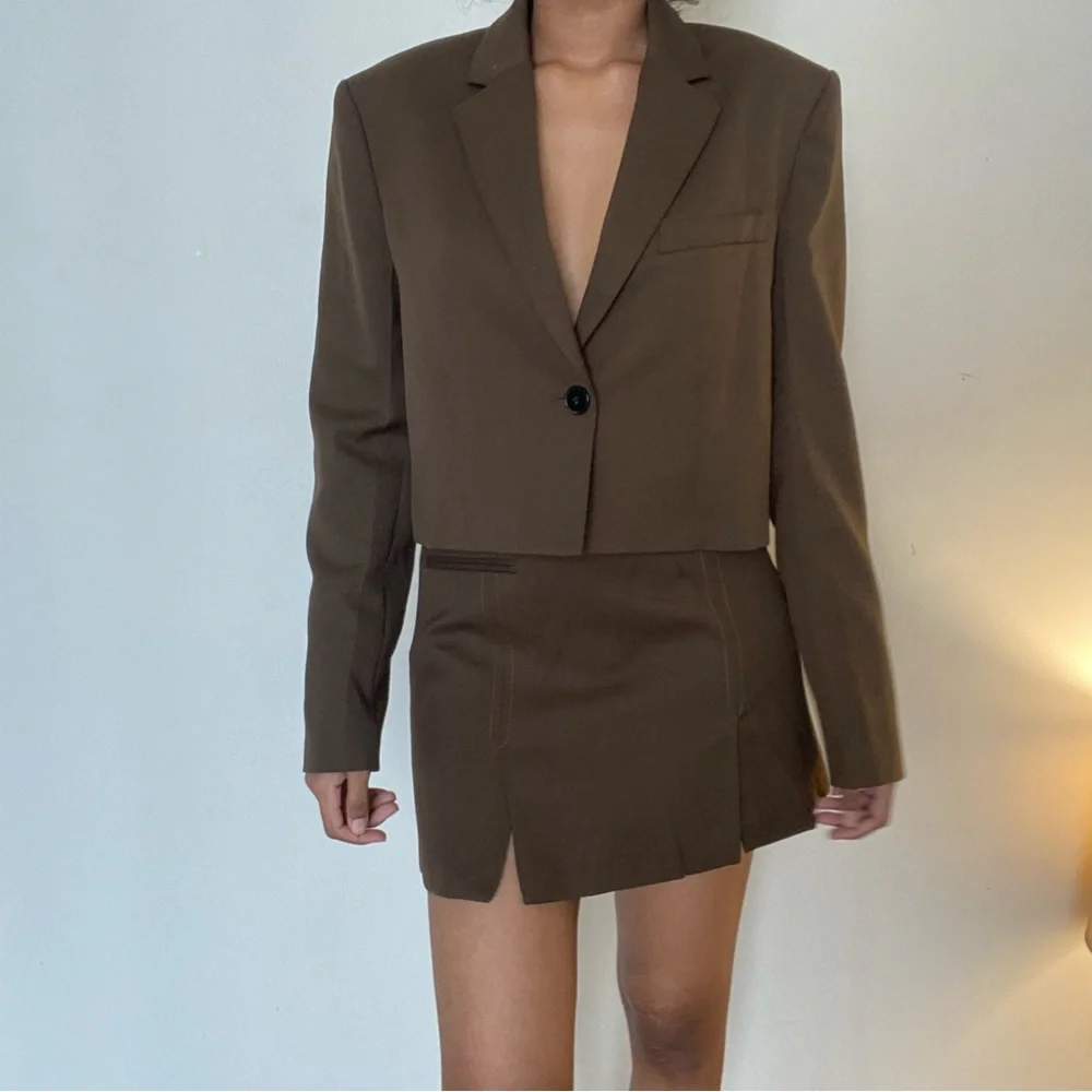 Zara cropped blazer + mini skirt in khaki brown - Picture 3 of 9